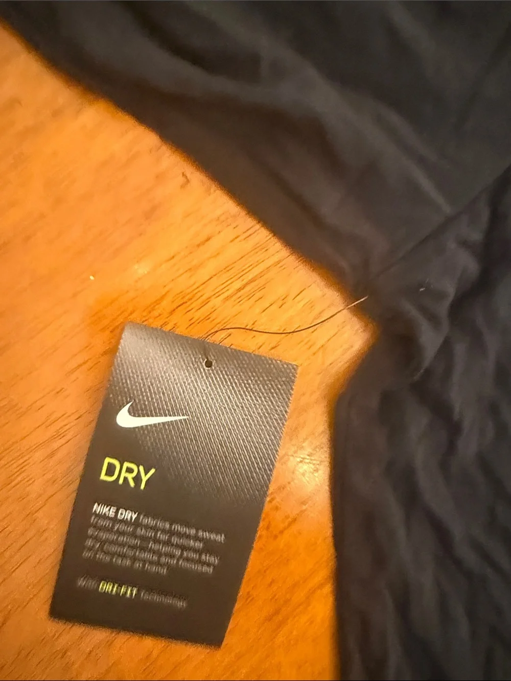 Nike Men’s Black Long-Sleeve Tee with Yellow Chest Graphic xxl
